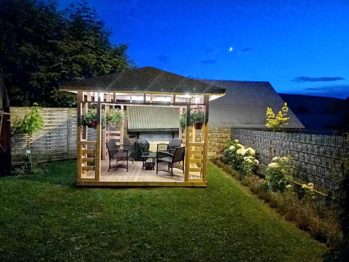 Hortensjowy Zakatek W Pieninach Sromowce Wyzne Luaran gambar