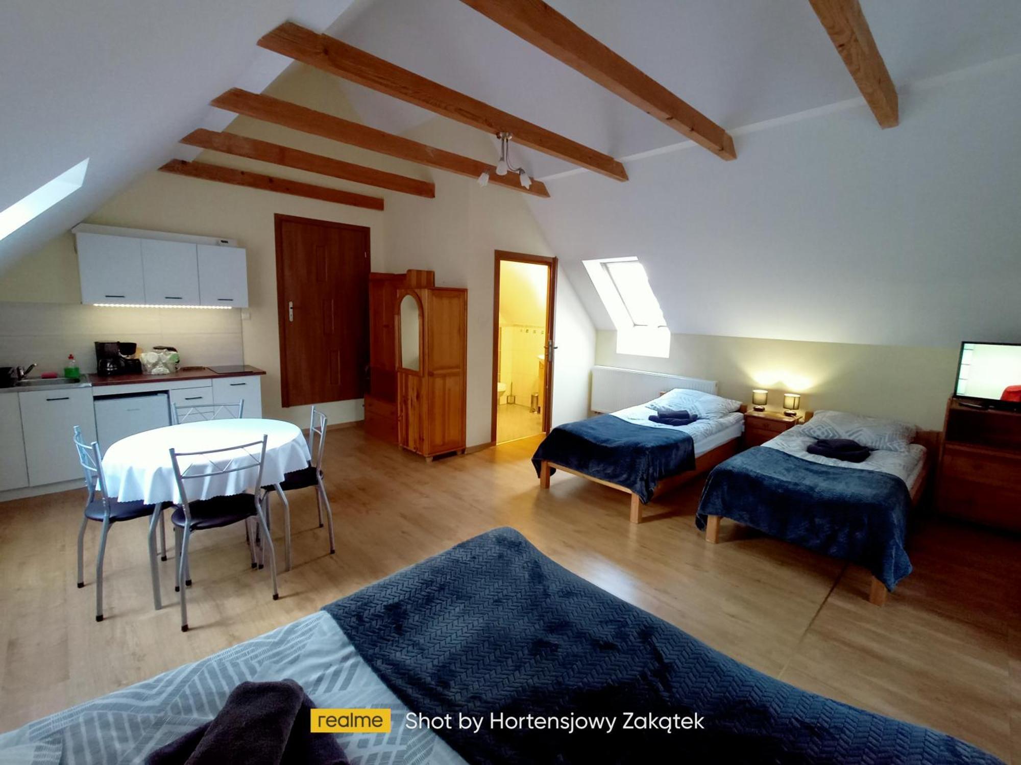 Hortensjowy Zakatek W Pieninach Sromowce Wyzne Luaran gambar